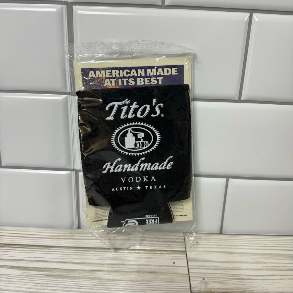 NWT Tito’s Cold Drink Koozie Sleeve